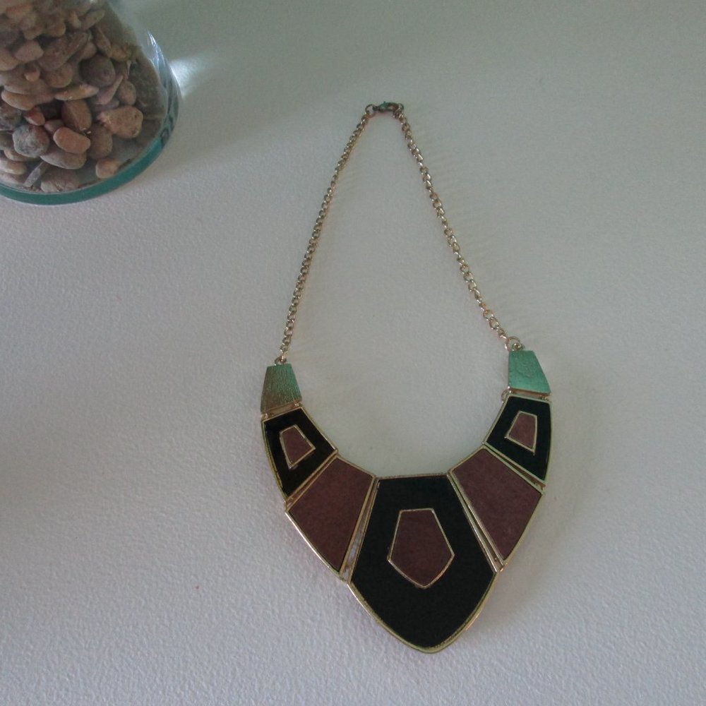Necklce. - Picture 9 of 10